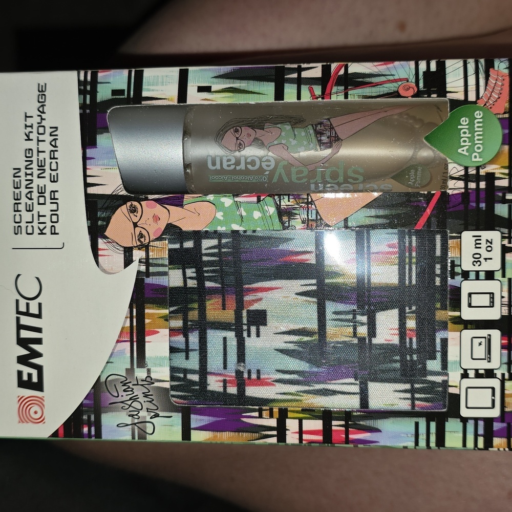 (J21) Emtec Screen Cleaning Kit NIB